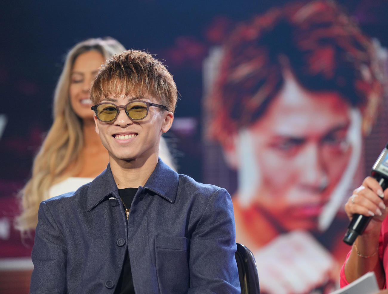 会見で抱負を話す井上（撮影・菅敏）