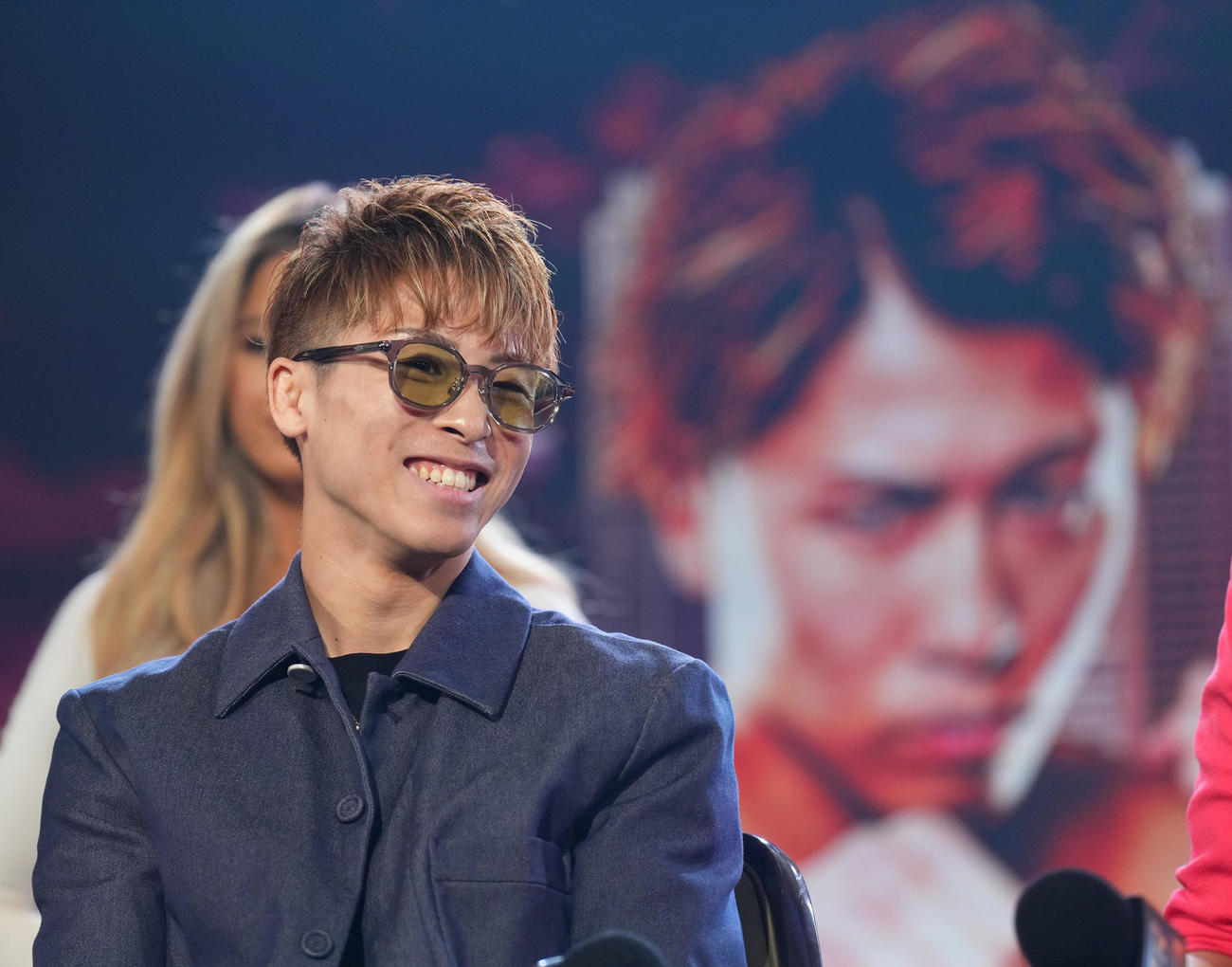 会見で抱負を話す井上（撮影・菅敏）