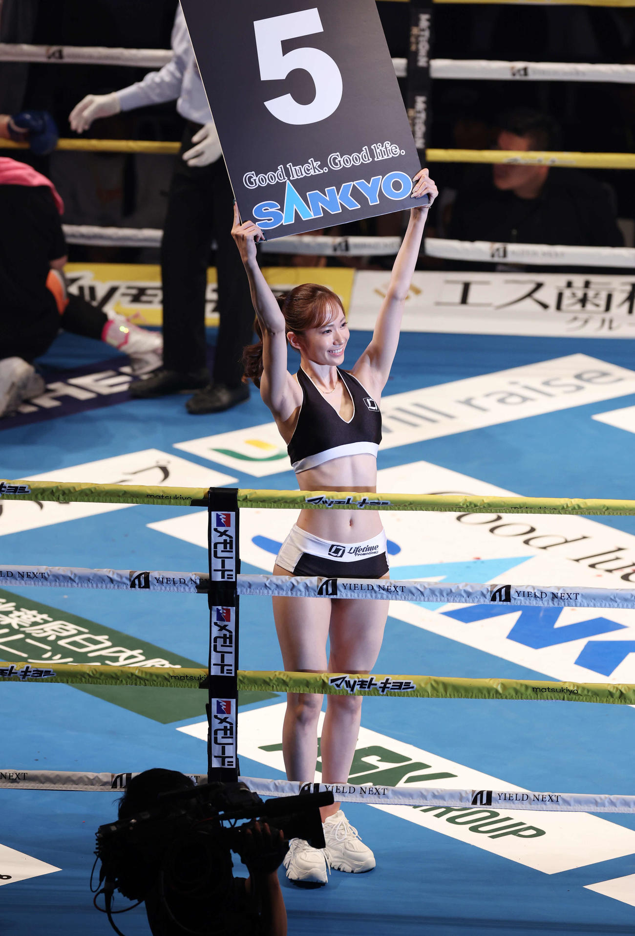 ラウンドガール、Rica（撮影・増田悦実）