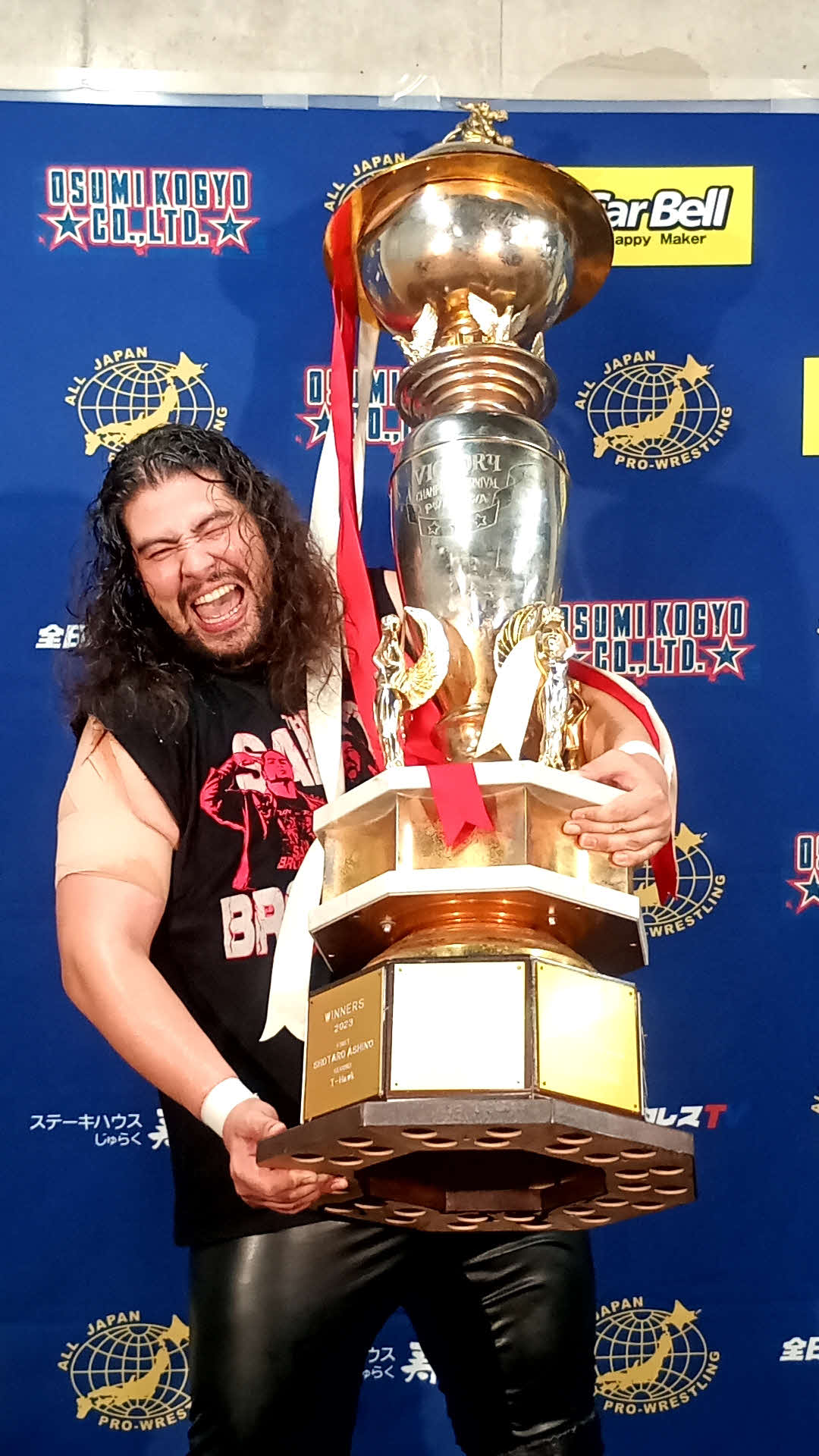 チャンピオン・カーニバルで初優勝を飾った斉藤レイ