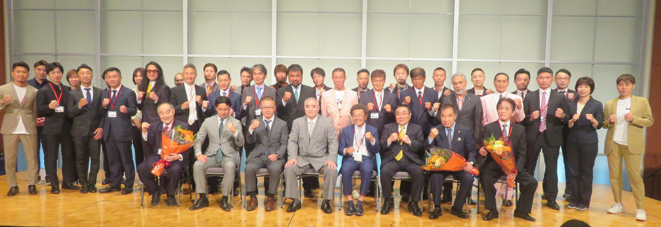 世界チャンピオン会と懇親の夕べに参加した元世界王者たち