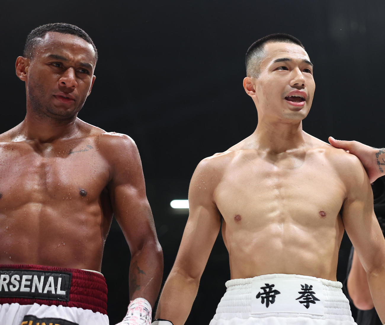 バンケス（左）に1回KO勝ちした増田（撮影・増田悦実）