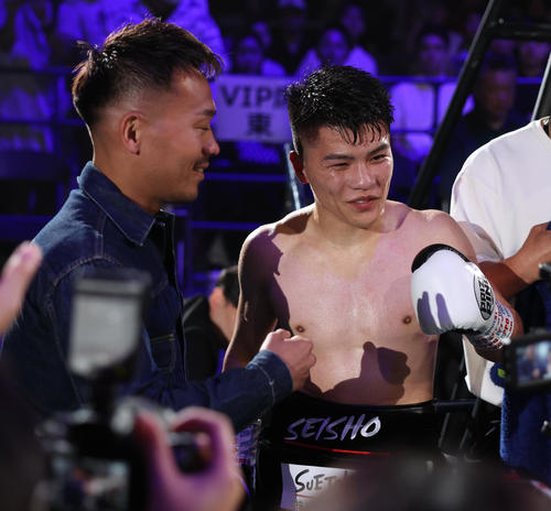 ボクシング】坪井智也が日本最速タイのプロ2戦目で初タイトル「すごく