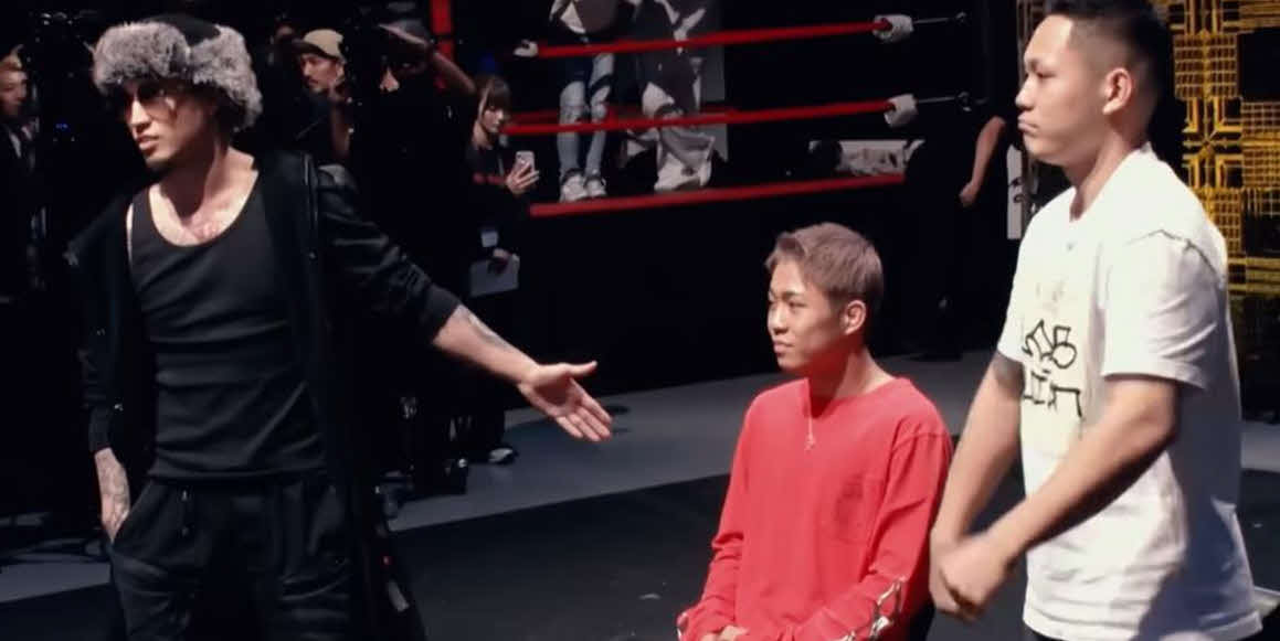 ジョリー（左）と秋元強真（中央）の兄優志（右）の対戦が決まった（朝倉未来のYouTubeチャンネルから）