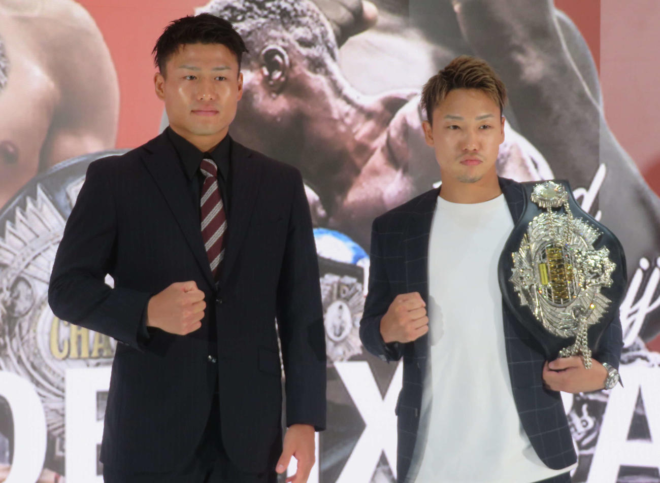 プロ5戦目でタイトル初挑戦となった日本ウエルター級13位野上昴生（左）。右は同じ興行で初防衛戦に臨む日本スーパーバンタム級王者石井渡士也