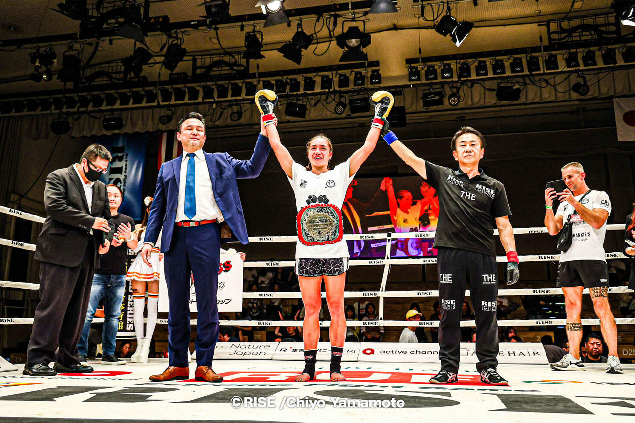 絶対女王テッサが3度目の防衛を果たした（C）RISE