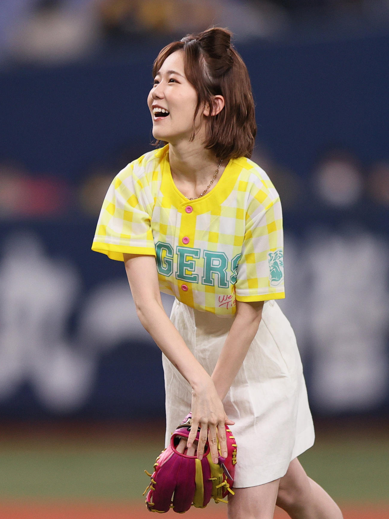 阪神対DeNA　「TORACO DAY」でファーストピッチを行うタレントの川口葵（2022年8月撮影）