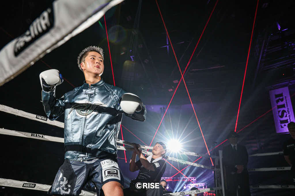 政所仁に勝利した那須川龍心（C）RISE