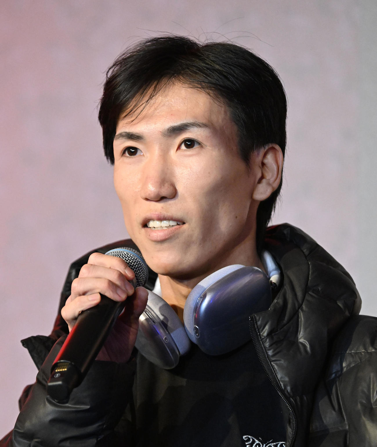 白石聖（2024年12月撮影）