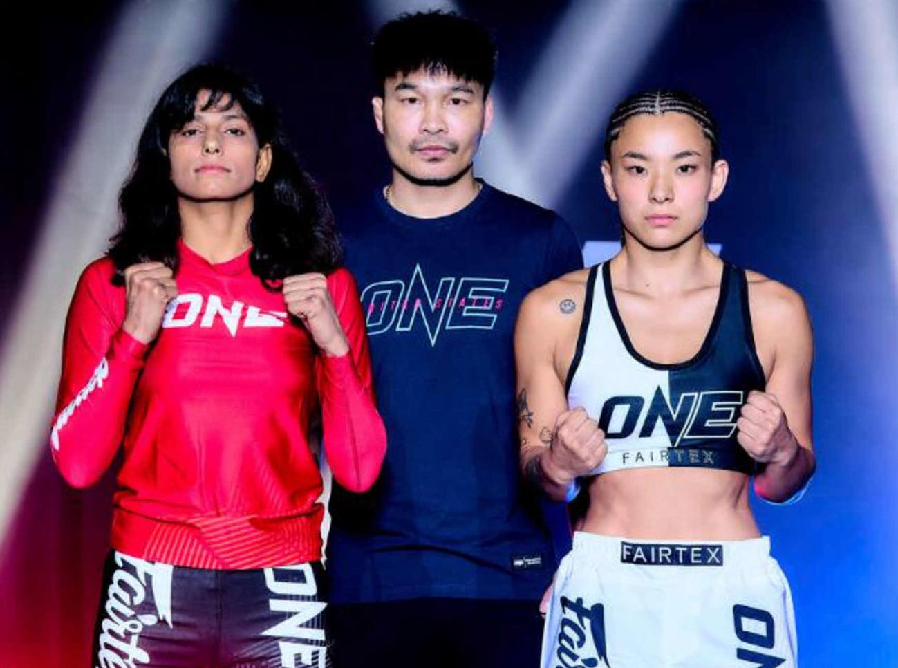 フェイスオフ時の平田樹（右）と対戦相手カトリ（C）ONE Championship