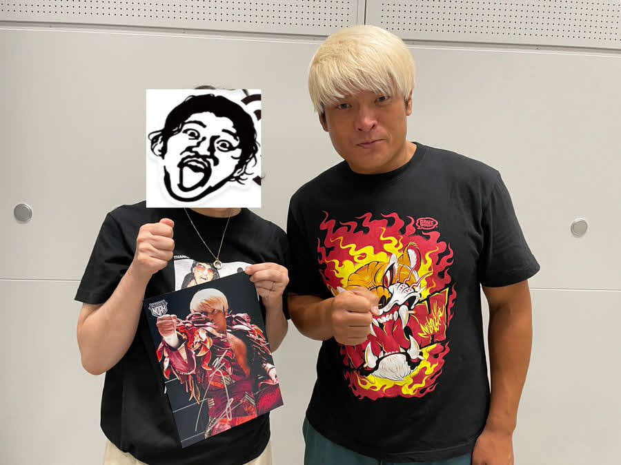 拳王がXにアップしたOZAWAの母ヨシミさんと見られる女性との写真