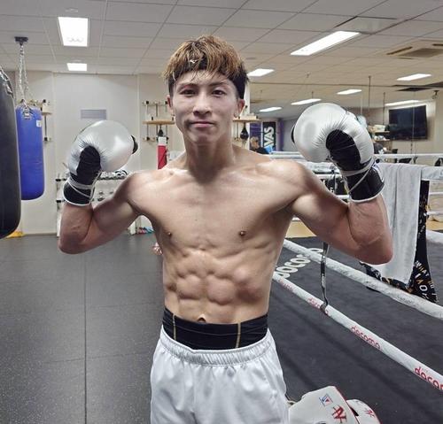 井上尚弥プロ2戦目パンフレット(反りあり) Sports Graphic Number PLUS May 2026井上尚弥VS.中谷潤人 運命の超