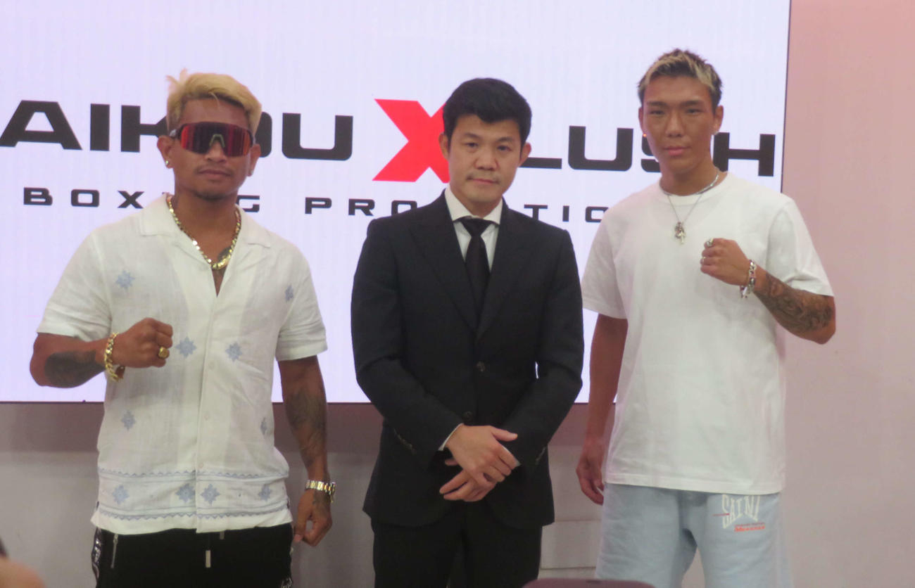 亀田興毅氏（中央）が仕掛けるSAIKOU×LUSH興行で対戦するジョンリール・カシメロ（左端）と亀田京之介