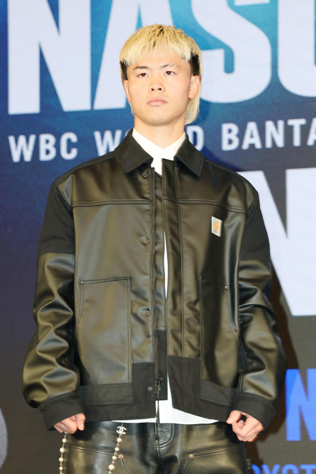 「Prime Video Boxing 14」記者会見でフォトセッションに臨む那須川（撮影・宮地輝）