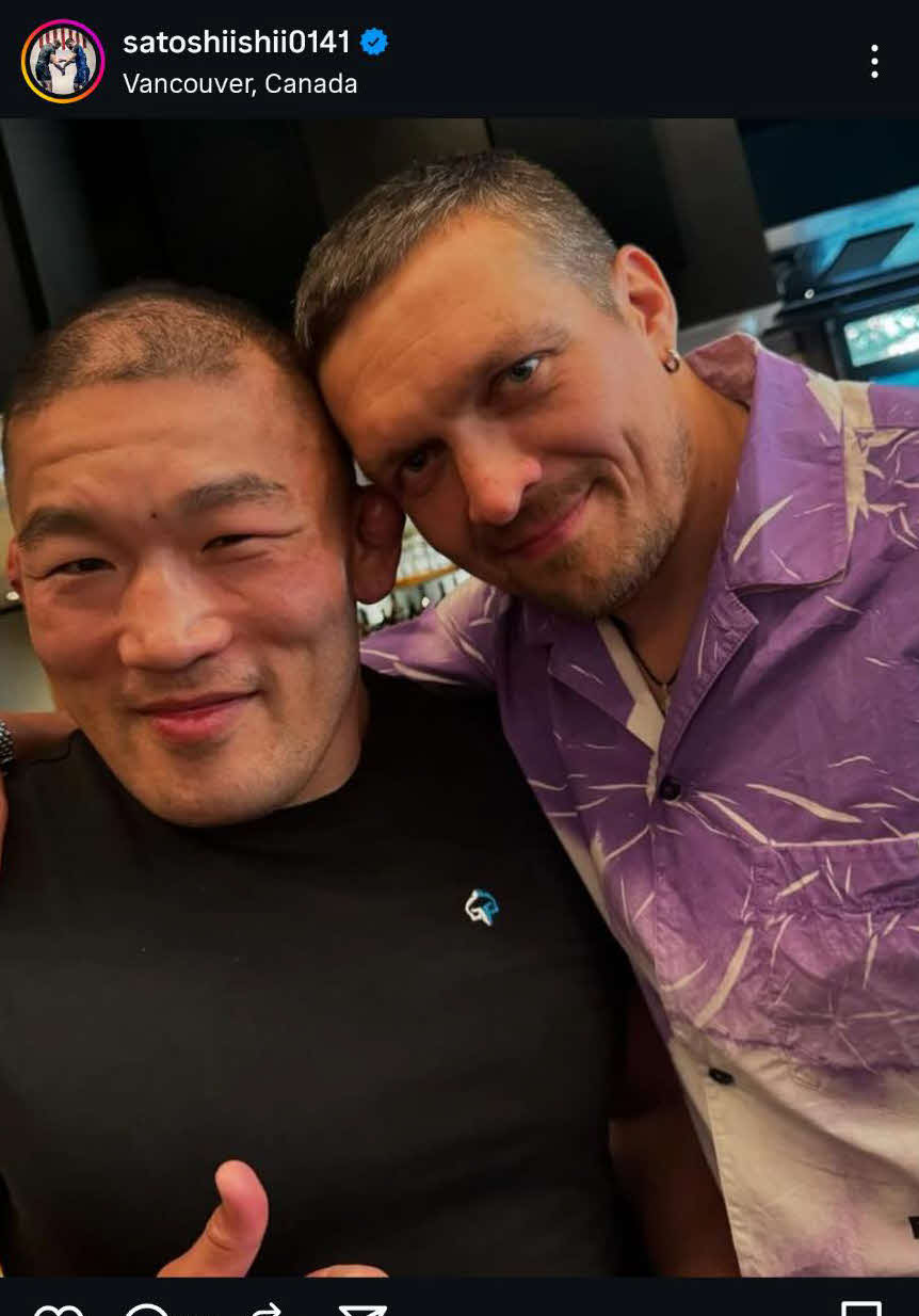 映画撮影中にボクシング4団体統一ヘビー級王者オレクサンドル・ウシク（右）と写真撮影する石井慧（石井の公式インスタグラムから）