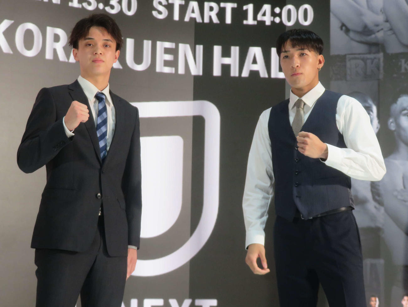 東日本新人王決勝会見で対戦相手と顔を合わせたスーパーライト級の磯谷広太（左）と落合昭斗