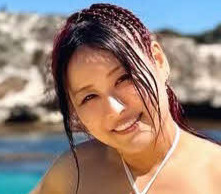 オーストラリア・パースでのオフショットをSNSに公開した元WWE女子世界王者イヨ・スカイ（スカイ公式インスタグラムから）