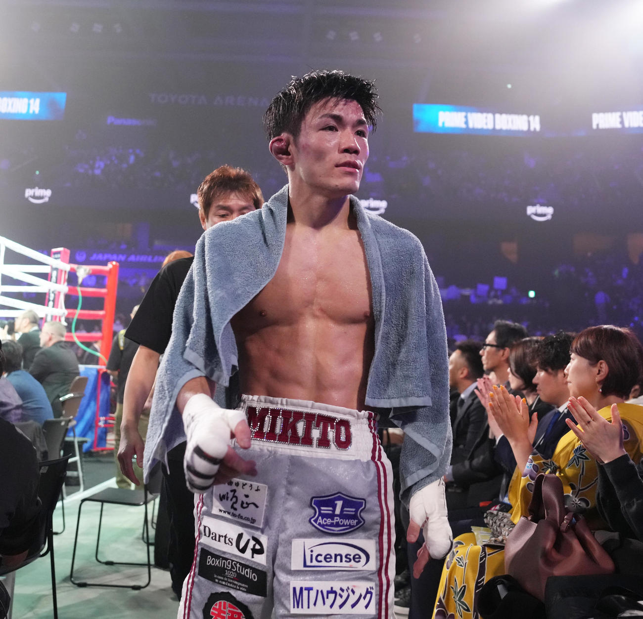 IBFフェザー級挑戦者決定戦　中野はライース・アリームに12回判定で敗れる（撮影・足立雅史）