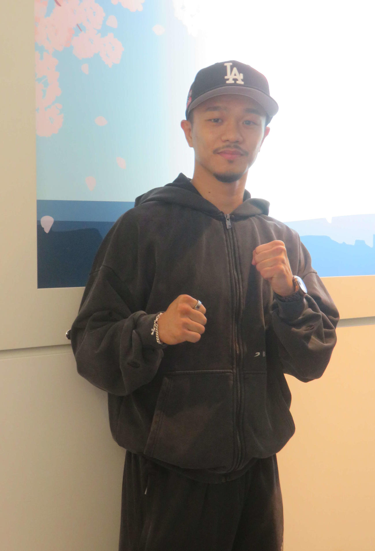 ロサンゼルス合宿から帰国したWBA、WBC、WBO世界スーパーバンタム級1位中谷潤人