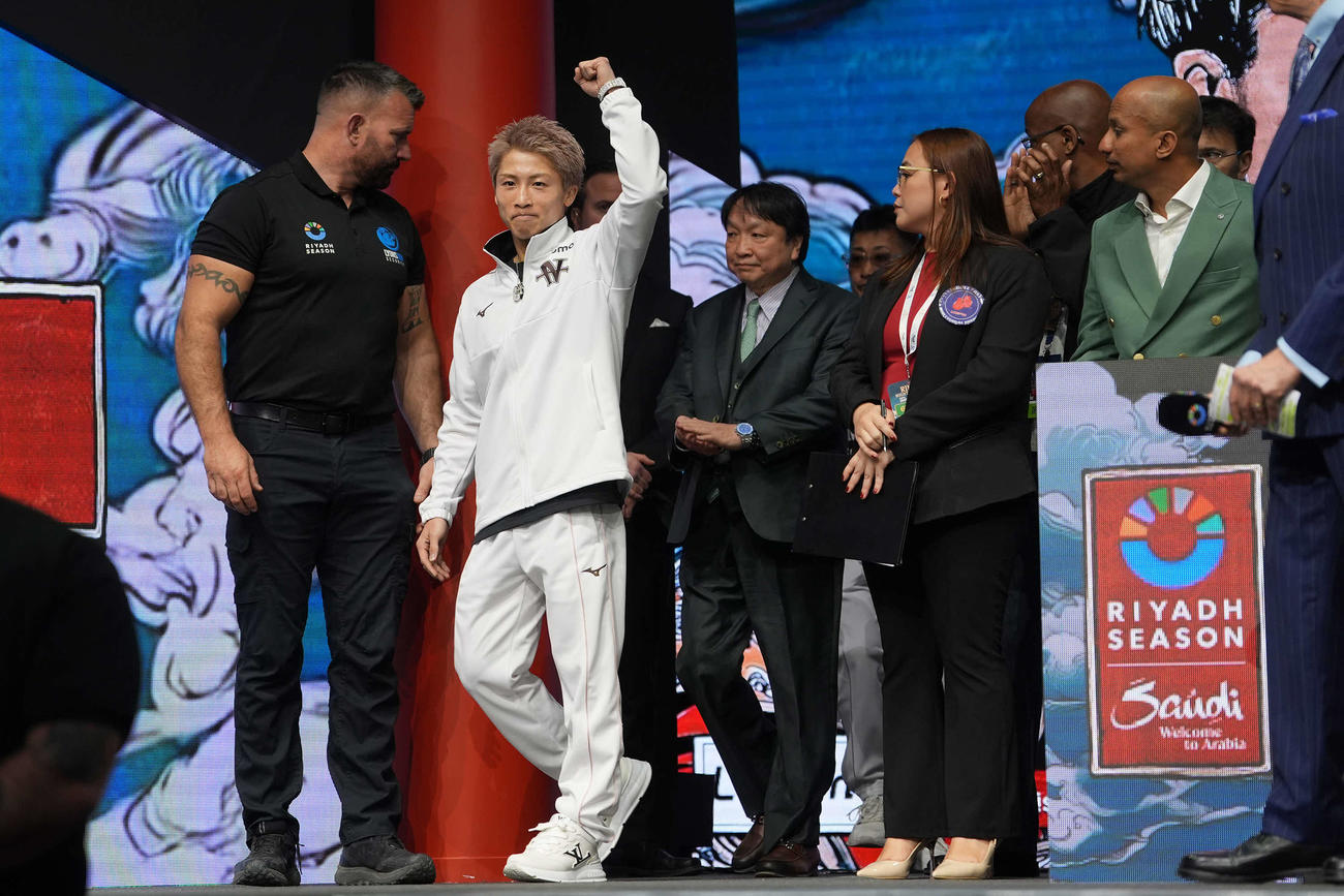 前日計量をに登場した井上尚弥（撮影・パオロ・ヌッチ）（撮影・パオロ・ヌッチ）