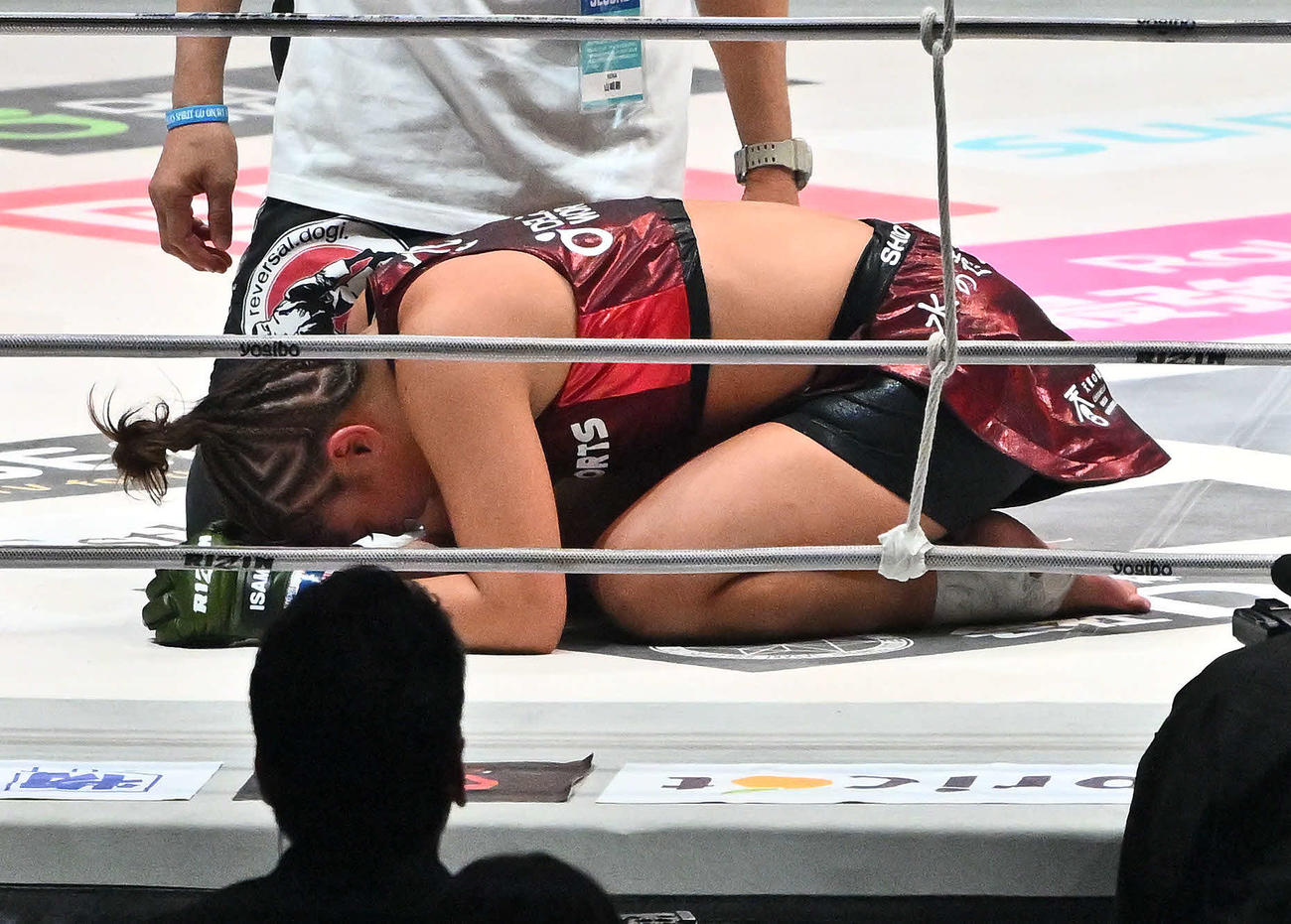 伊沢星花に破れたRENA（撮影・滝沢徹郎）