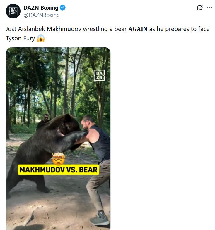 熊との格闘する異色トレに取り組むＷＢＡ世界ヘビー級６位のアルスランベク・マフムドフ（DAZNボクシング公式Xから）