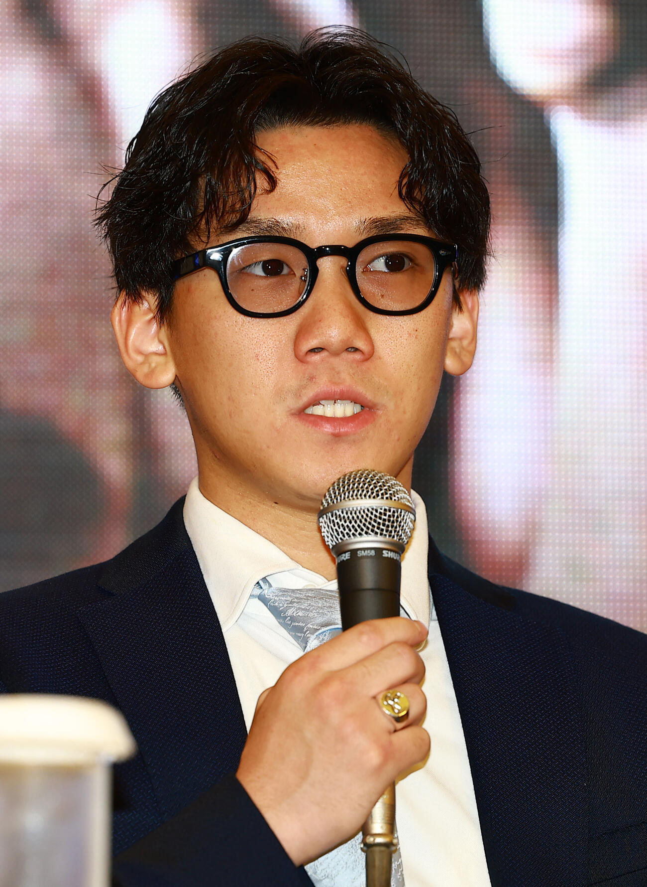 アンヘル・アヤラとの対戦が決まり会見する高見享介（撮影・野上伸悟）