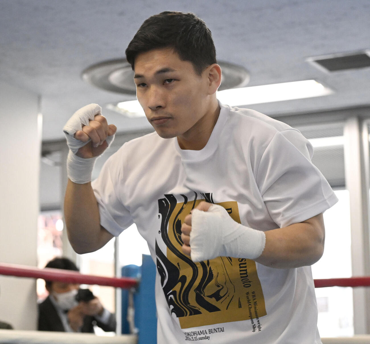 練習を公開した松本（撮影・千葉一成）