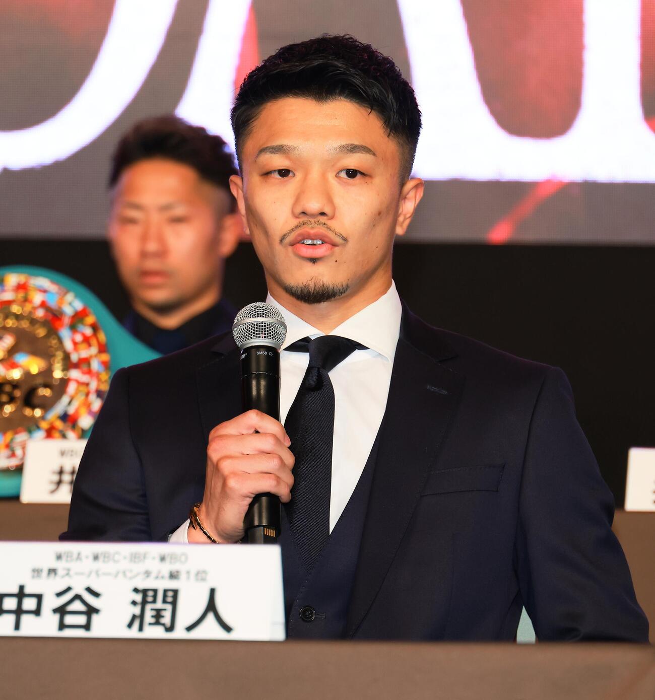 会見する中谷潤人（撮影・中島郁夫）