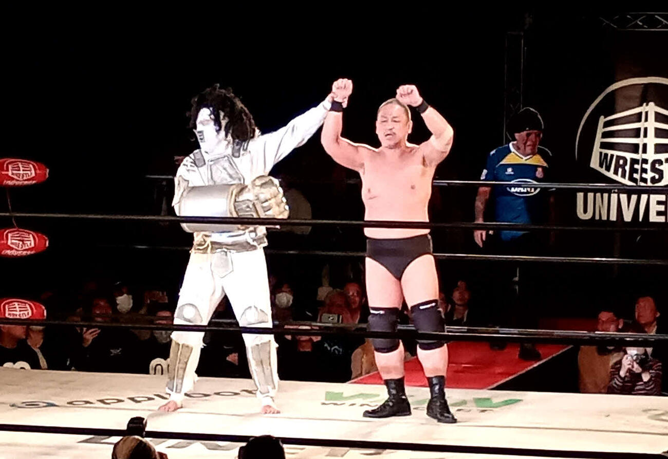 メカマミーの助けで勝利した高木三四郎