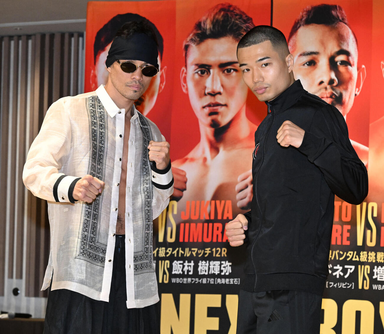 U－NEXT BOXING.5の記者会見を終え、ポーズをとる増田陸（右）とノニト・ドネア（撮影・千葉一成）