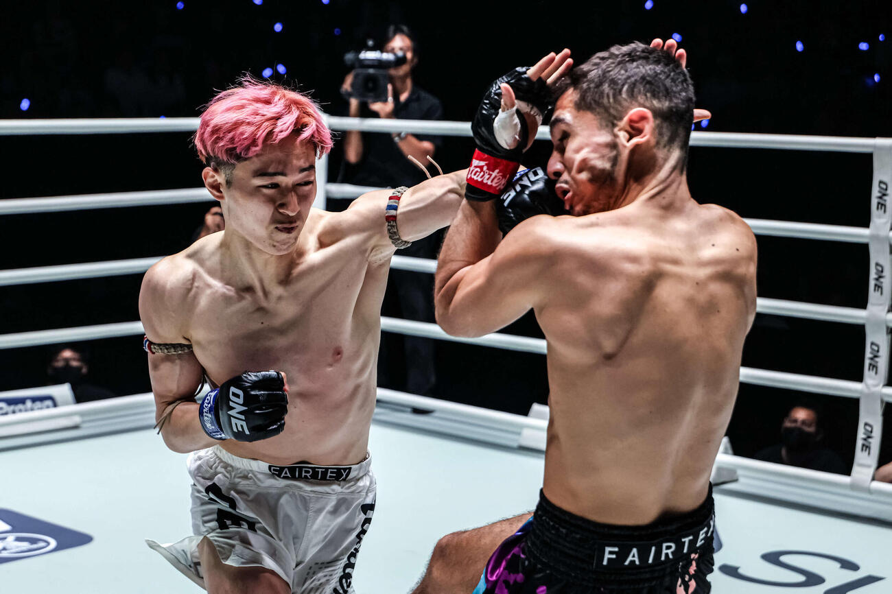 【ONE】元KNOCK OUT王者の古村光、判定で競り勝ちONE3戦全勝 連敗も2で止めた - 格闘技写真ニュース : 日刊スポーツ