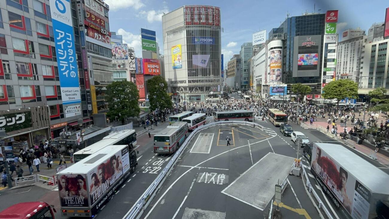 全国主要都市で走っている5月2日、東京ドームで開催される井上尚弥－中谷潤人戦のアドトラック（セカンドキャリア提供)
