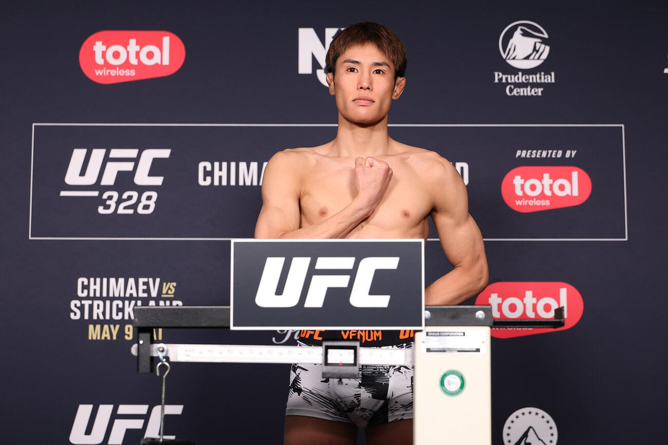 公式計量をクリアしたUFCフライ級3位平良達郎（C）ZuffaLLC／UFC