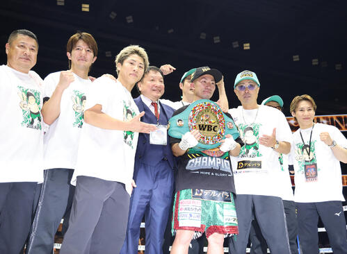 ボクシング】井上拓真、那須川天心を返り討ちしV2防衛 天心は