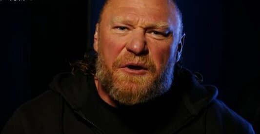 31日のWWEクラッシュ・イン・イタリア大会でのオバ・フェミ戦に向けた意気込みを示すブロック・レスナー（C）AbemaTV,Inc.