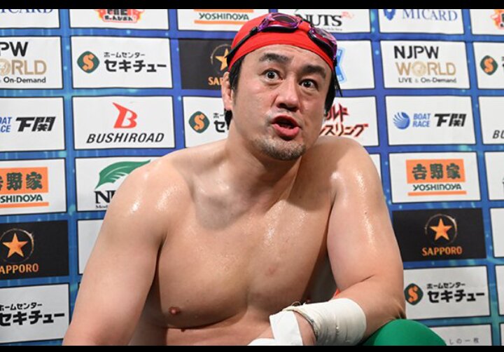 水泳ゴーグルで「シェー」とやった田口隆祐（新日本プロレス公式Xから）