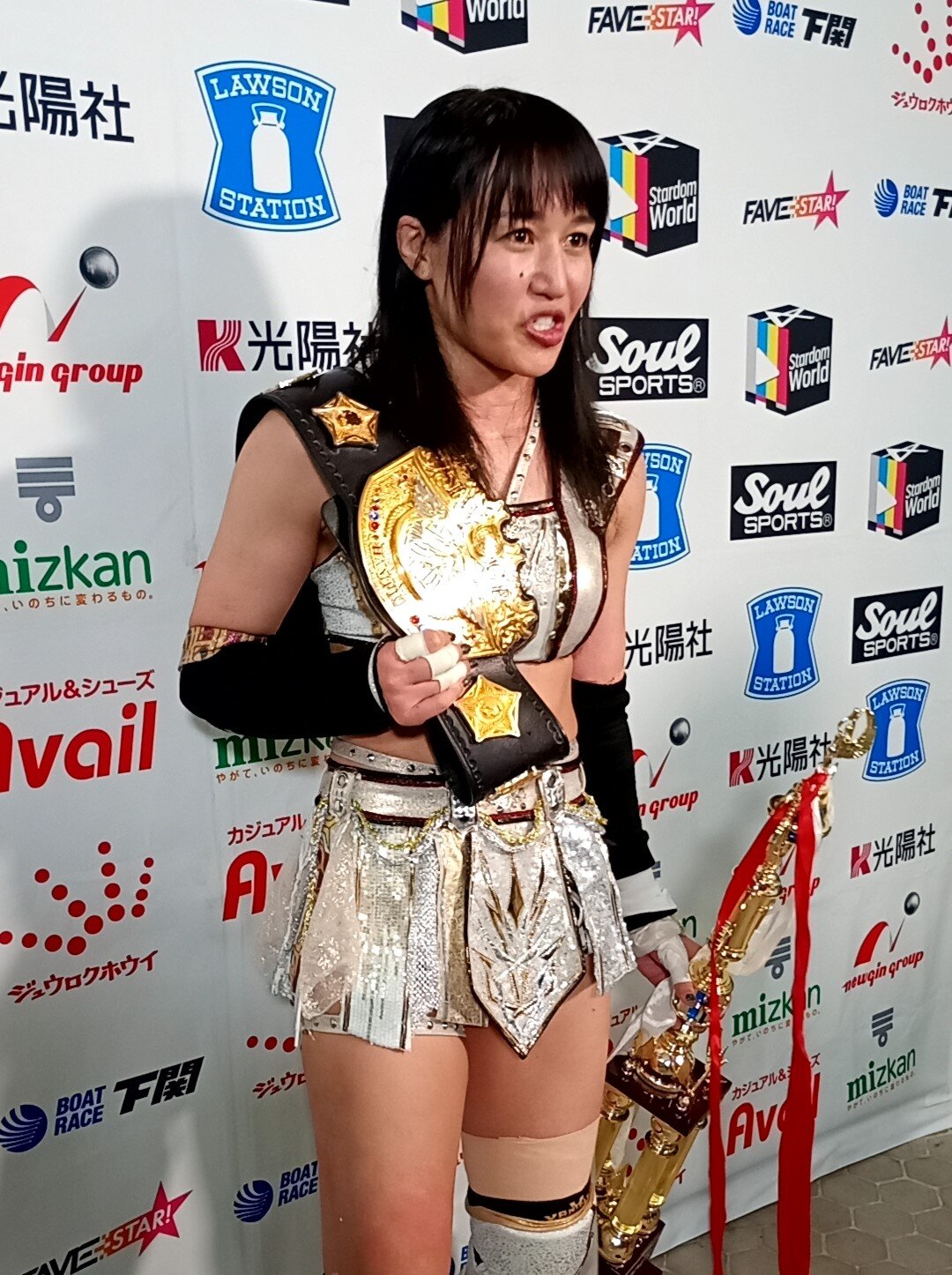 IWGP女子王座V4を達成した朱里
