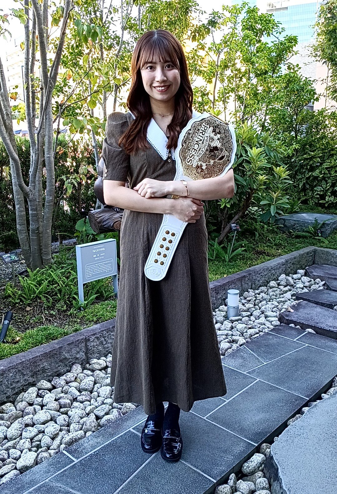 鈴芽を迎え撃つプリプリ王者の荒井優希