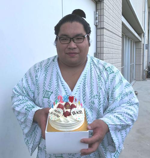 錦木28歳誕生日に決意「三役を目指したい」 - 大相撲 : 日刊スポーツ