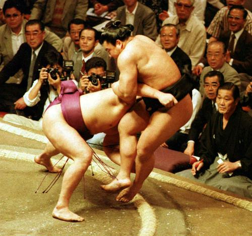 貴花田に敗れる千代の富士（91年5月）