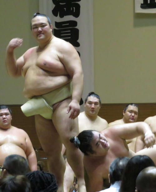稀勢の里“かわいがり”同門加入予定、隆の勝を歓迎 - 大相撲 : 日刊スポーツ