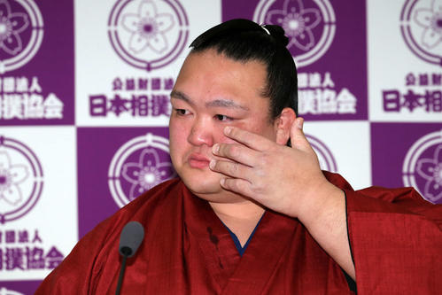 心臓から汗を!稀勢の里荒磯襲名4代連続横綱育成へ - 大相撲写真ニュース : 日刊スポーツ