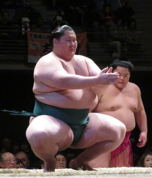 この日から巡業の取組に加わった逸ノ城