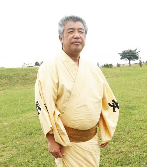 地元札幌市での巡業に参加した呼出の拓郎（撮影・佐藤礼征）