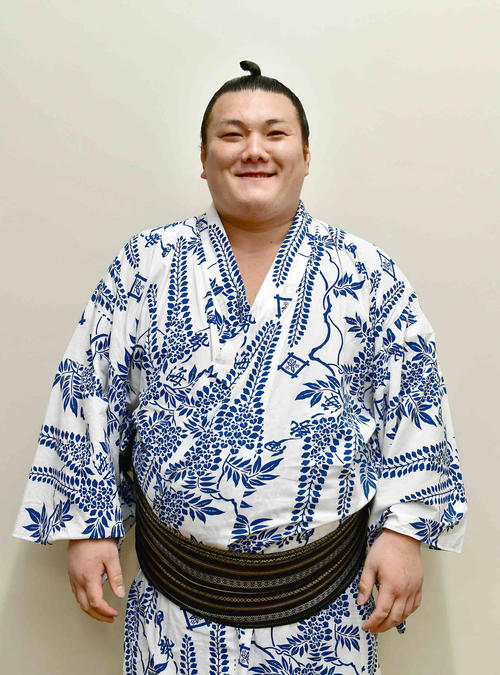 十両優勝を決めた勢（撮影・小沢裕）