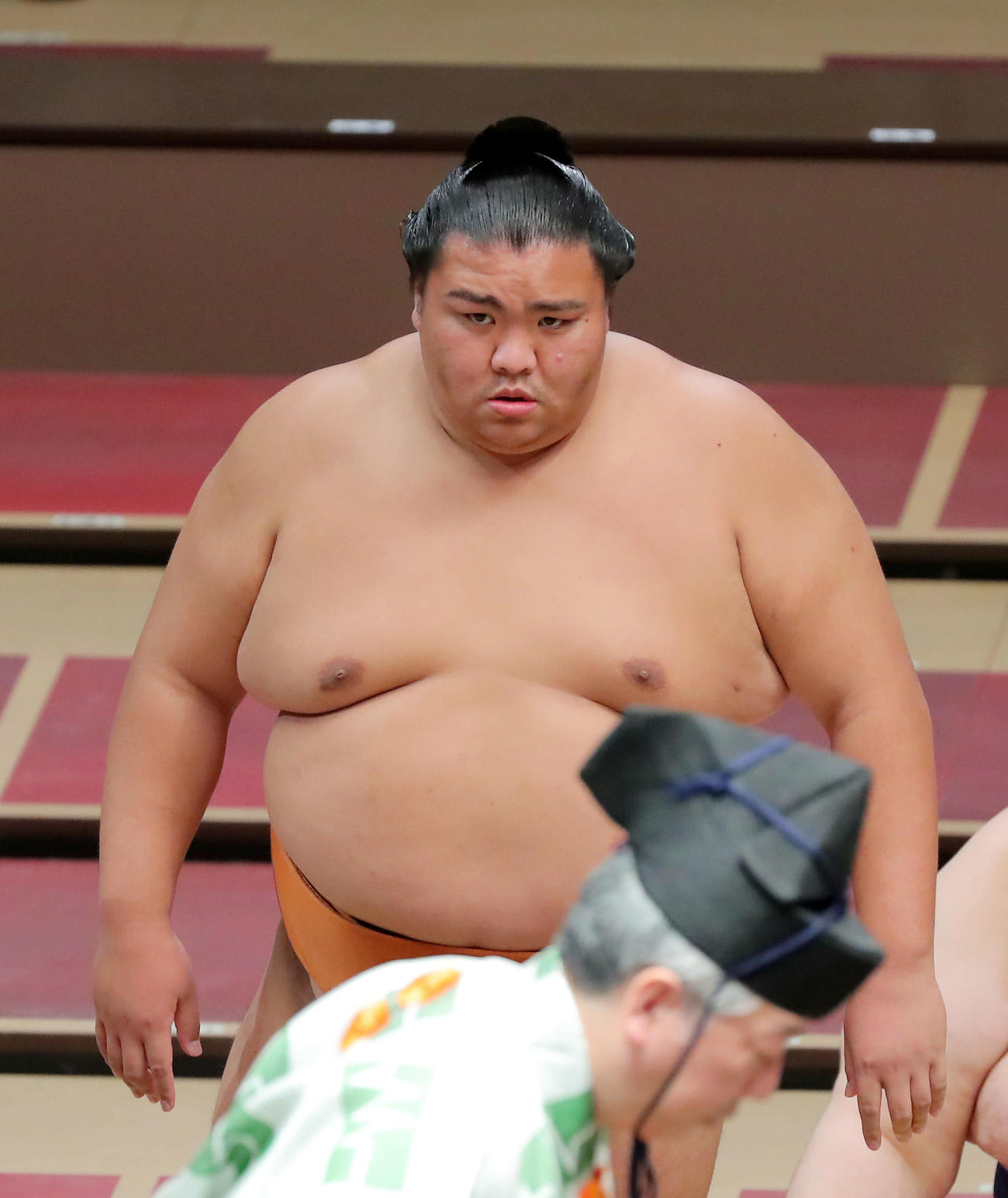 阿炎が休場のため不戦勝となった御嶽海（撮影・河田真司）