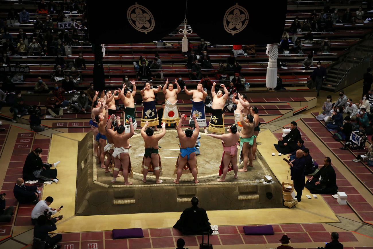 大相撲初場所4日目の幕内土俵入り（撮影・河田真司）