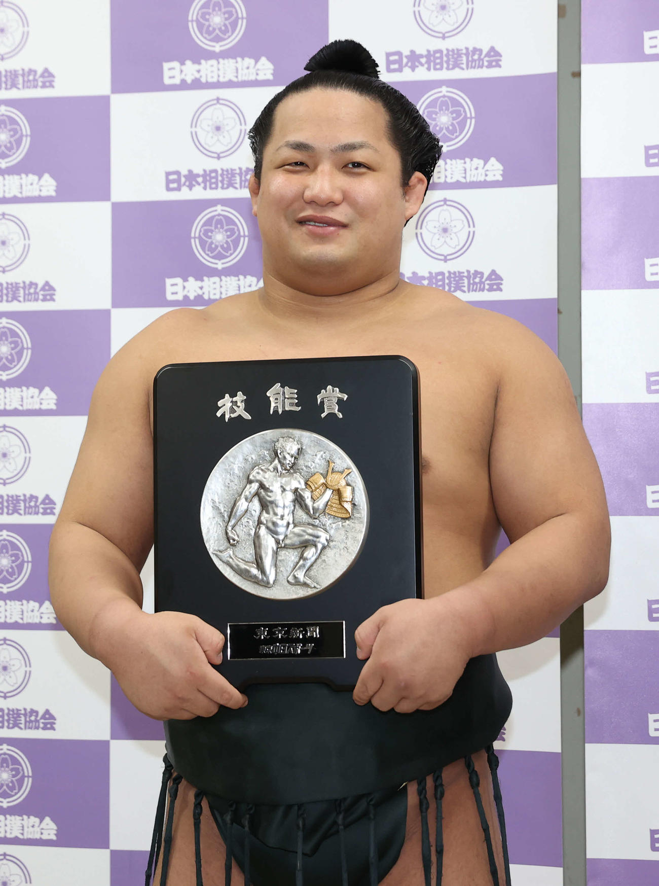 技能賞を受賞した翠富士（代表撮影）