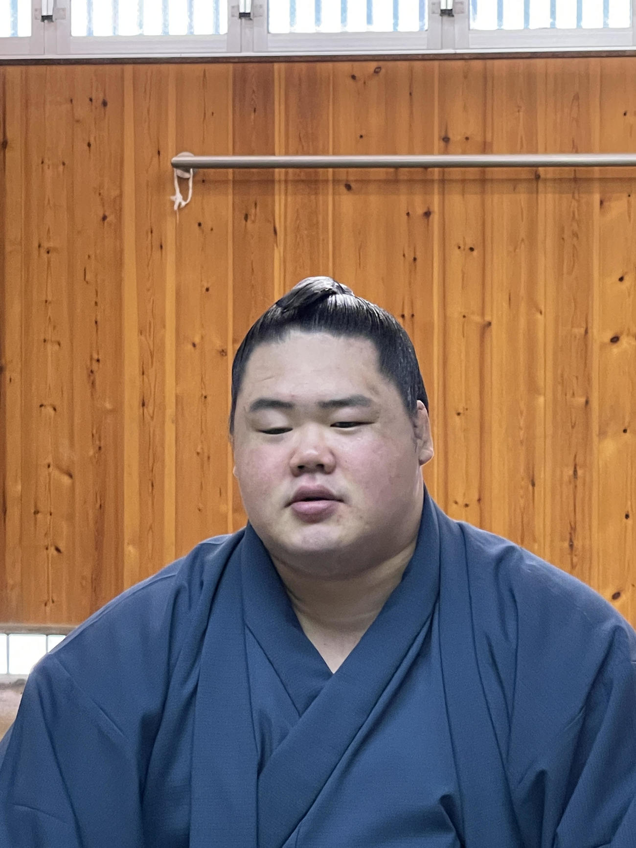 秋場所の番付発表を受けてオンラインでの会見に臨む明生（日本相撲協会提供）